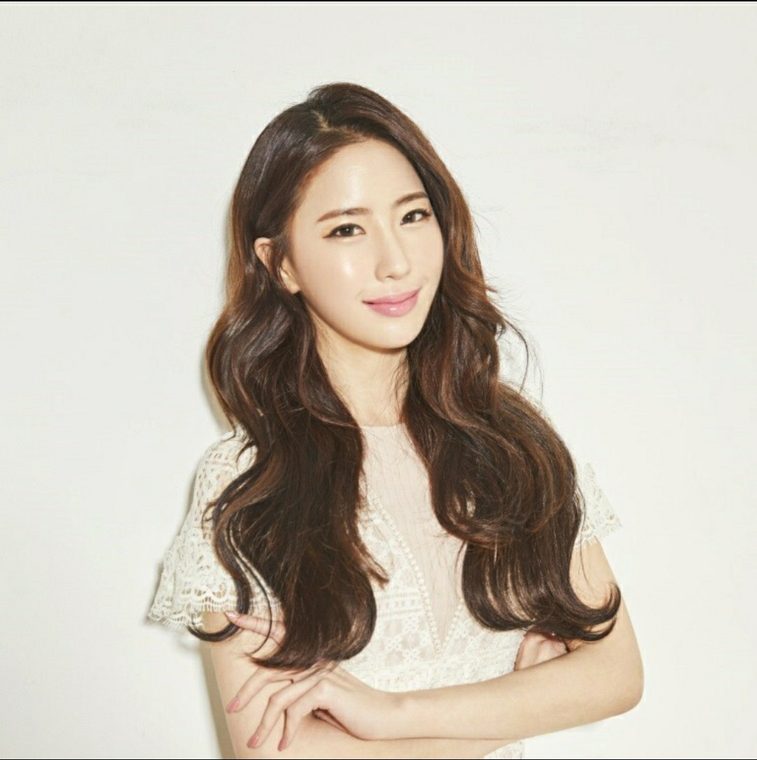 장한평역 미용실 여성 롱 헤어